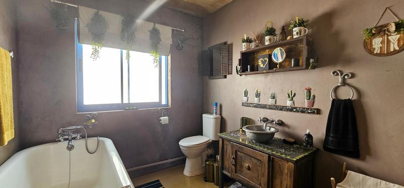 4 Bedroom Property for Sale in Blue Lagoon Western Cape